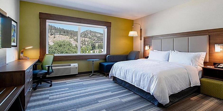 Holiday Inn Express & Suites - Brandon By Ihg Ngoại thất bức ảnh