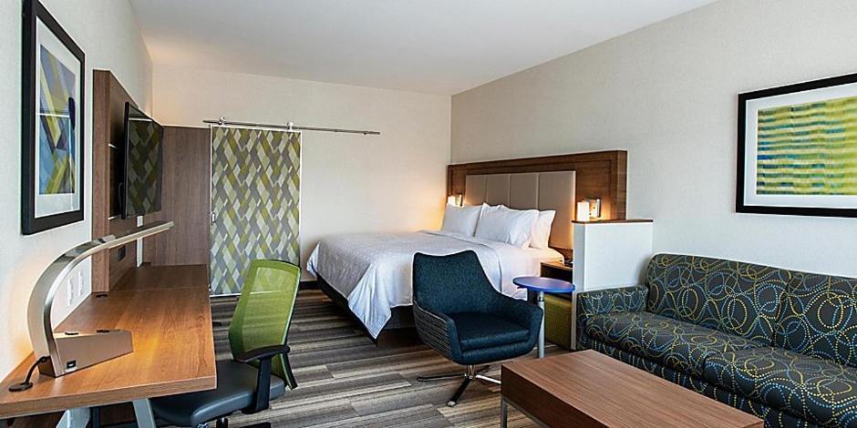 Holiday Inn Express & Suites - Brandon By Ihg Ngoại thất bức ảnh