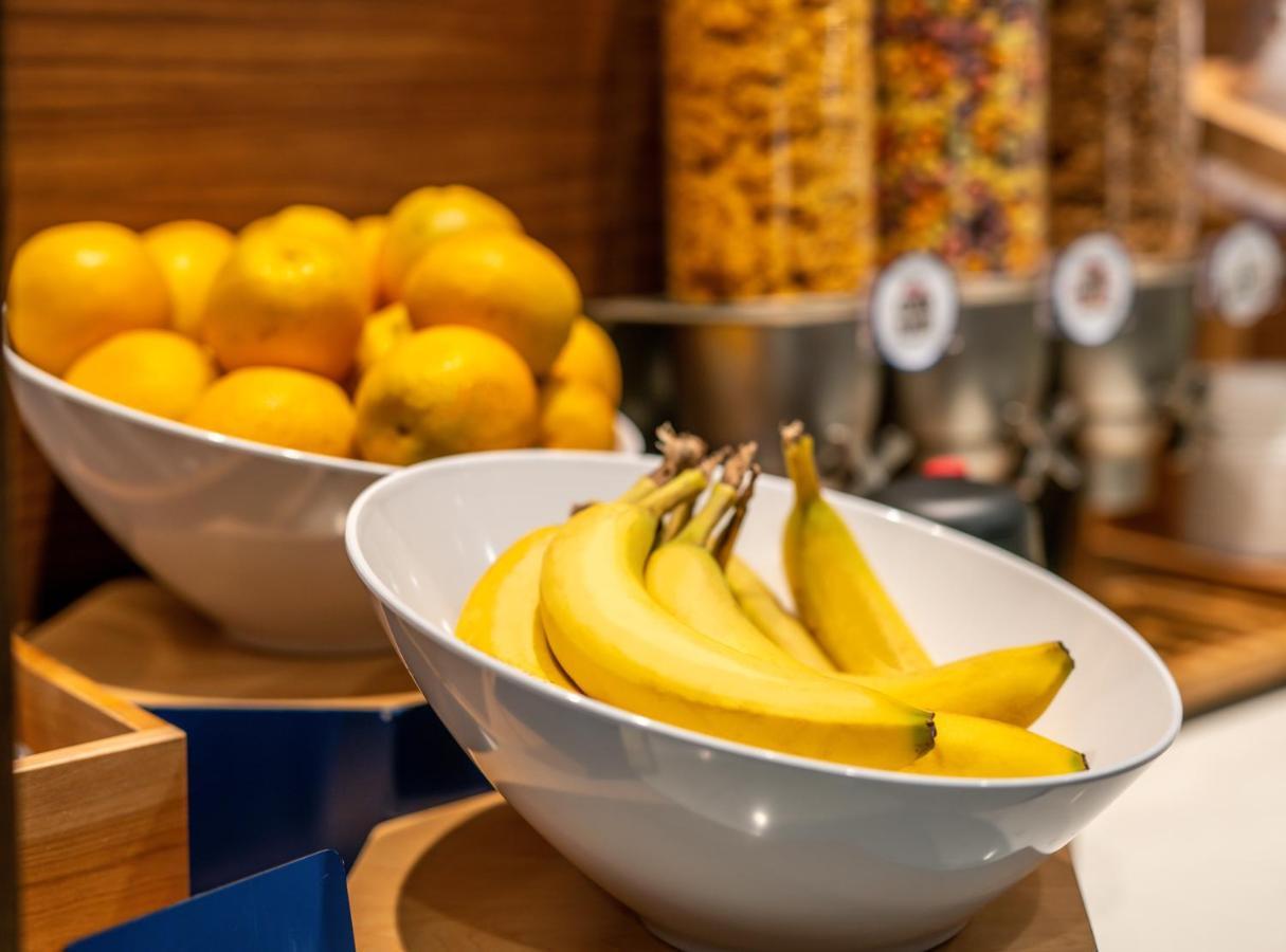 Holiday Inn Express & Suites - Brandon By Ihg Ngoại thất bức ảnh