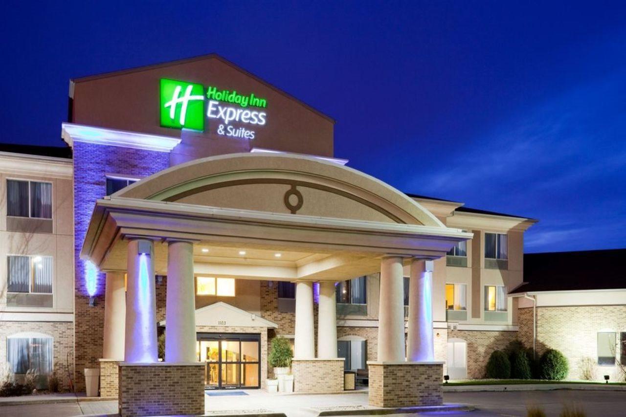 Holiday Inn Express & Suites - Brandon By Ihg Ngoại thất bức ảnh